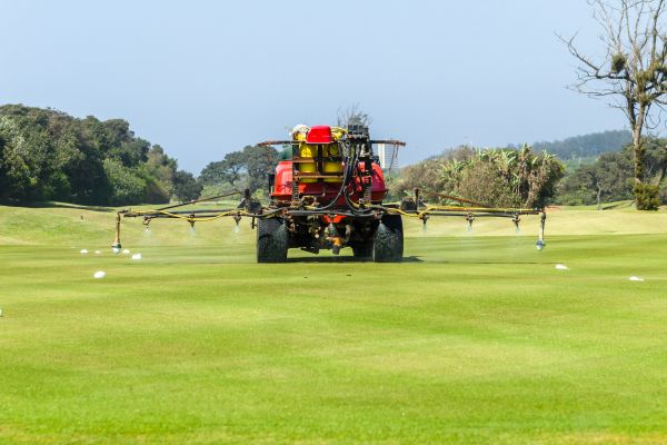 Golf Course Lawn Care in Sun Prairie